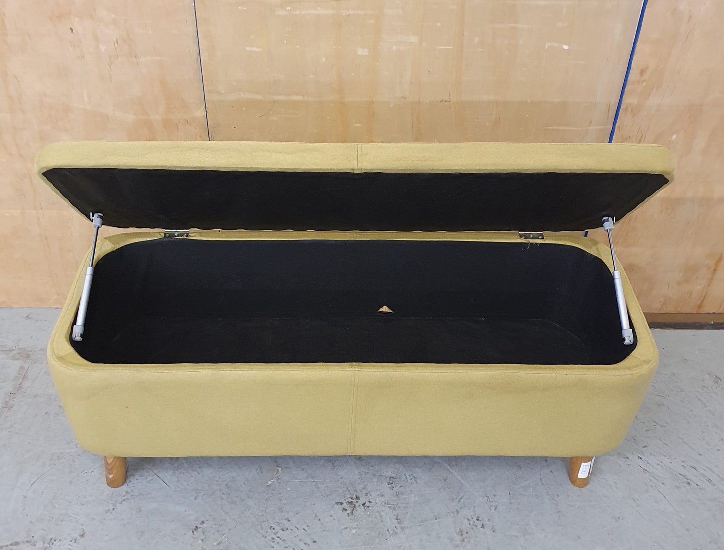 HABITAT Lime Fabric Storage Ottoman with Slow Release Lid and Hairpin Legs - 102779