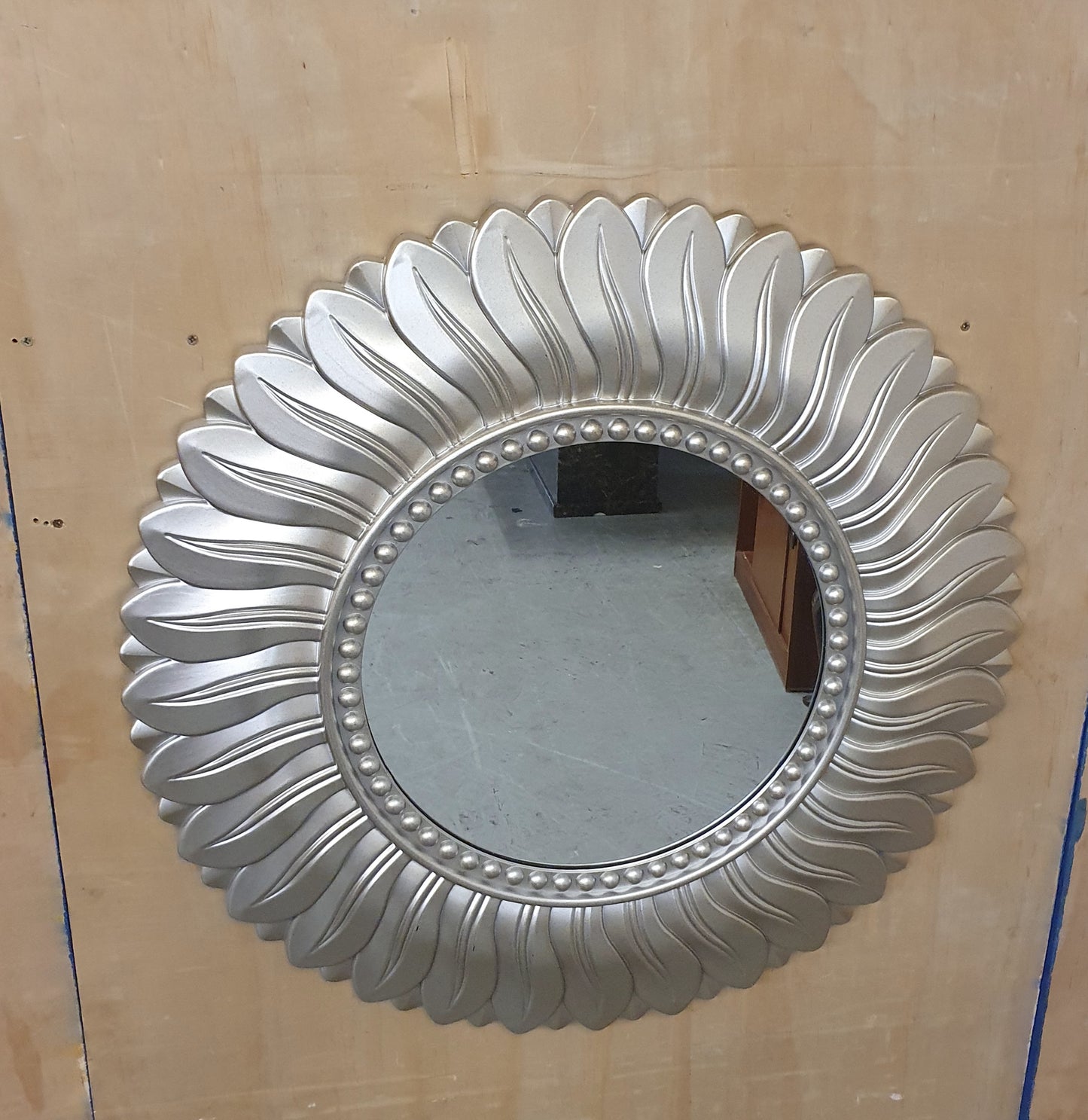 DUNELM Silver Flower Mirror - EL104519
