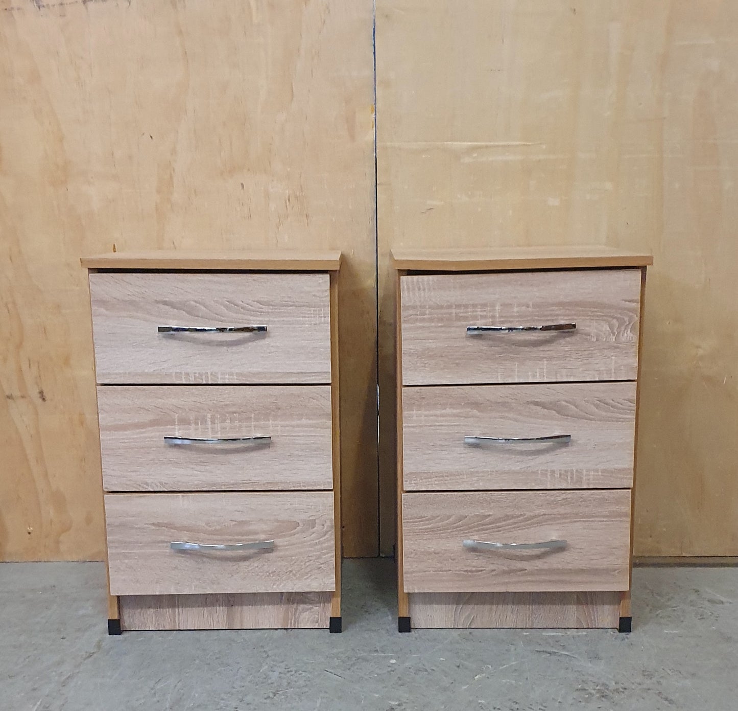 2 Matching Wood 3 Drawer Bedside Cabinets - EL104528 / EL104529