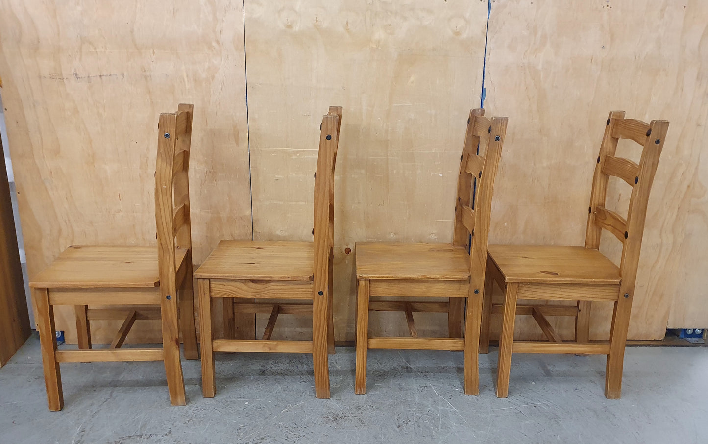 4 Matching Wood Dining Chairs - EL104513 / EL104514 / EL104515 / EL104516