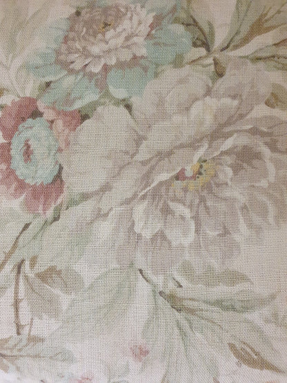 Small Mahogany Frame Foot Stool with Floral Fabric Seat Cover - EL104483