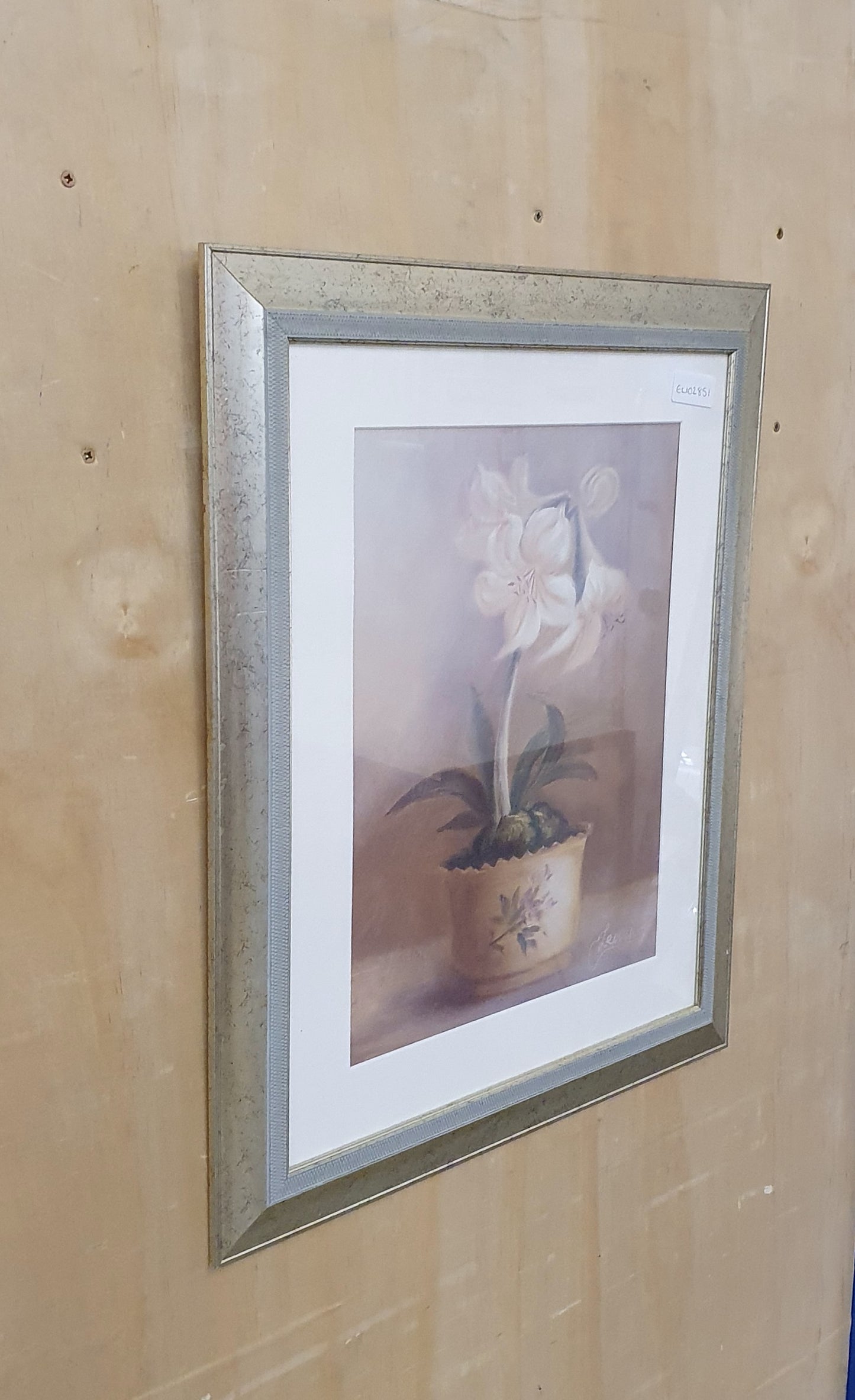 OLIVERS FLOWER Art in Silver Frame - EL102851