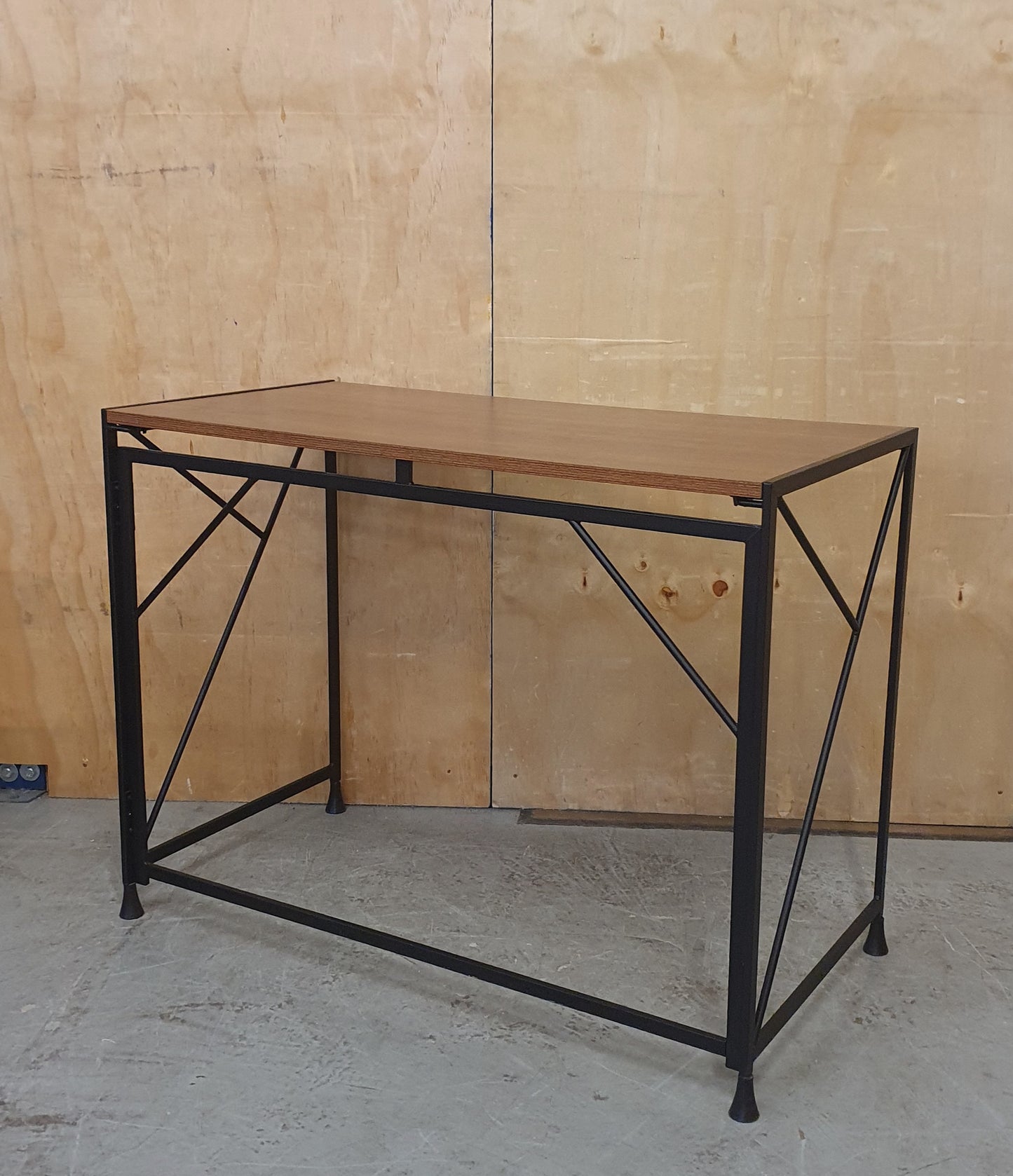 Small Modern Desk with Wood Top and Black Metal Frame - 104835