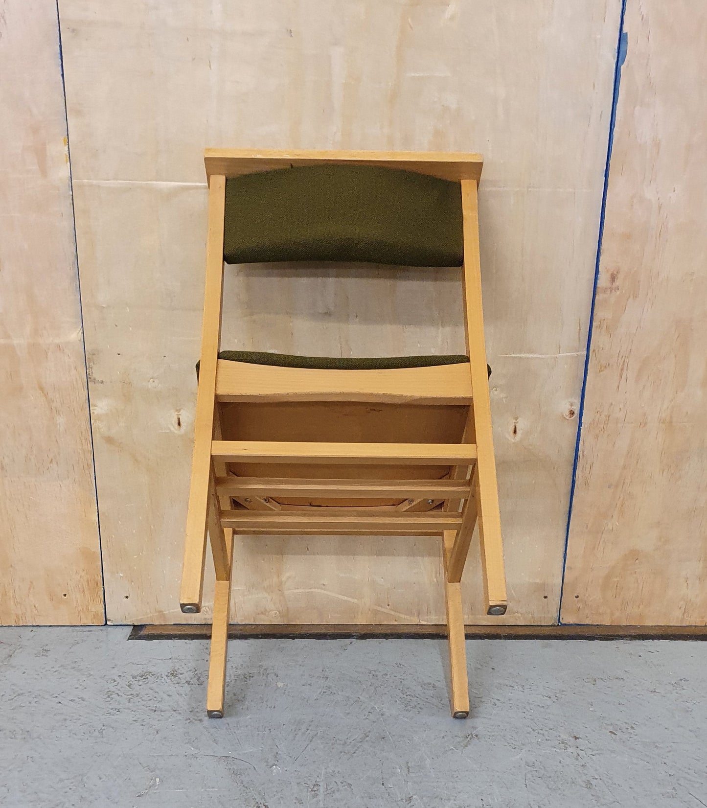 Single Olive Green Fabric Wooden Chair - 140224-06