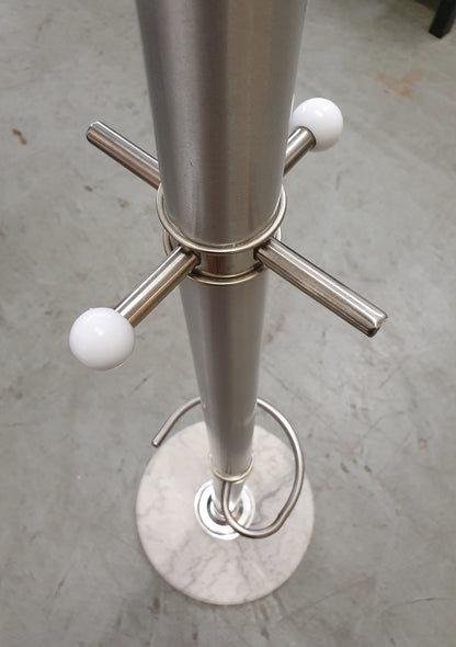 Feestanding Coat Stand with Round Marble Base - 104608