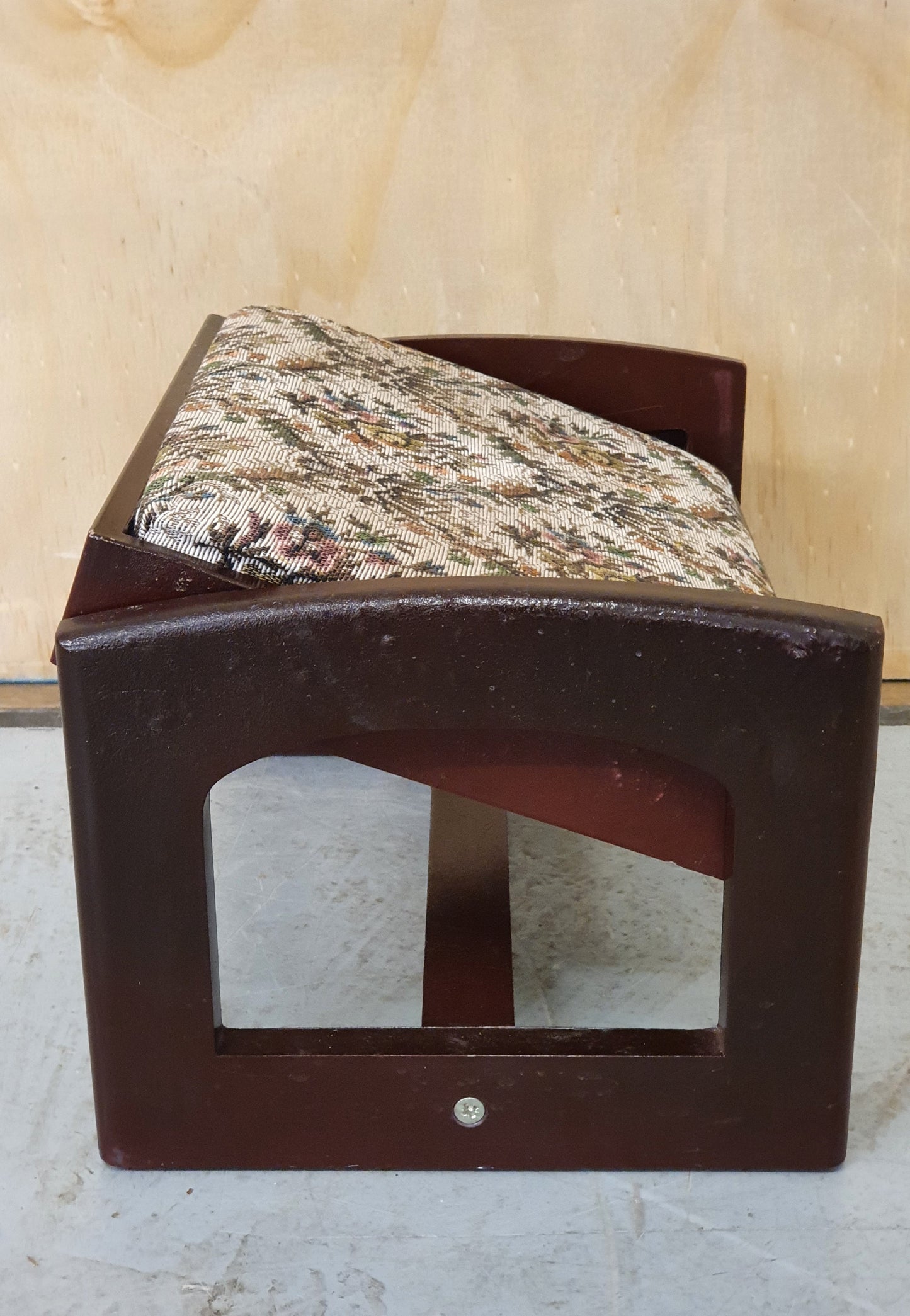 Vintage Mahogony Rocking Foot Stool with Removable Cushion - EL101215