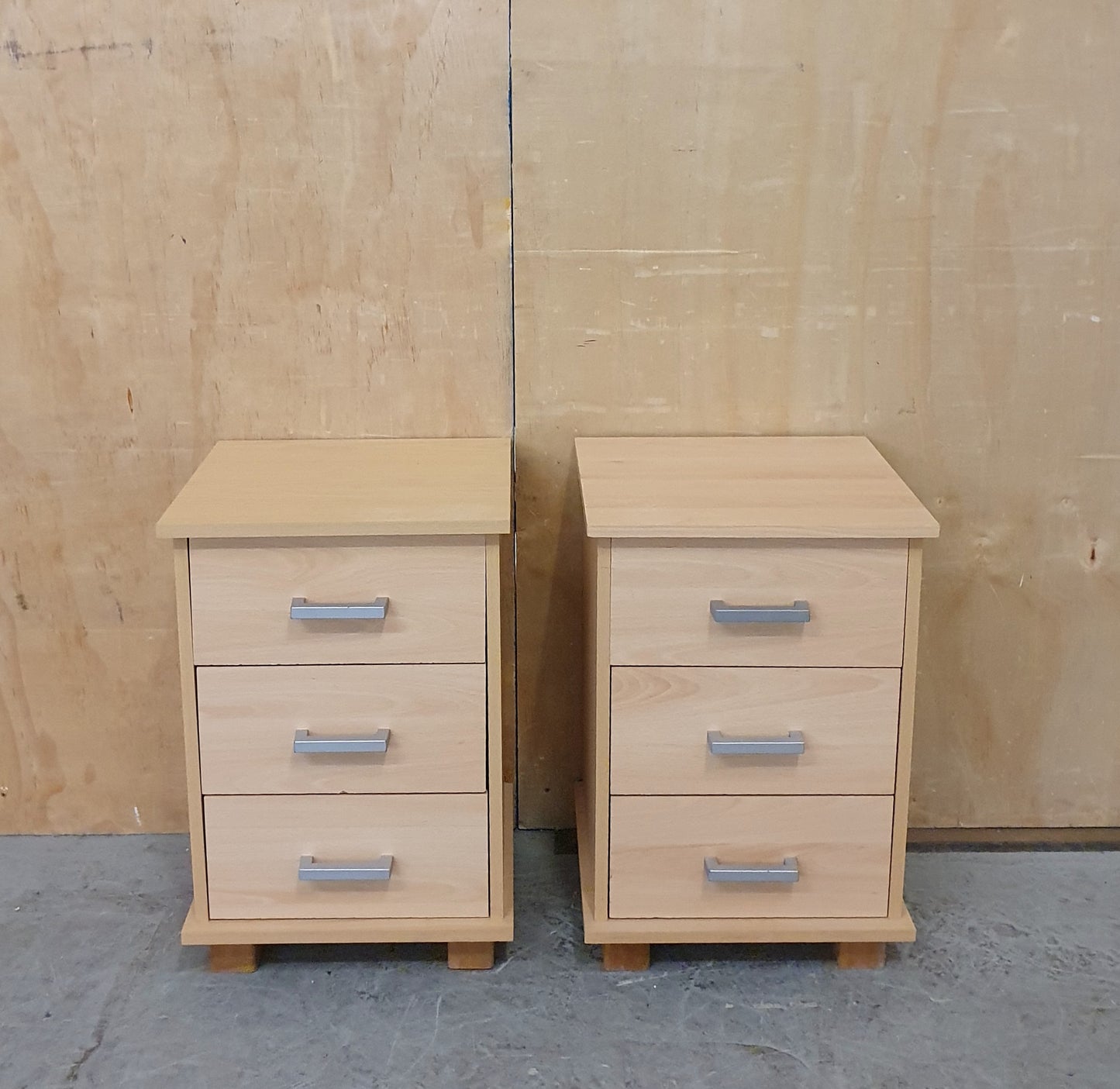 2 Matching 3 Drawer Wood Bedside Cabinets - EL104913 / EL104914