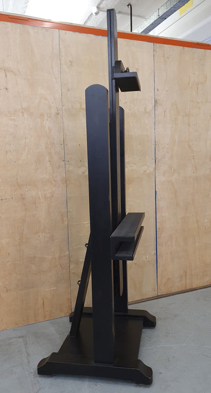 Black Wooden Giant Easel -103032