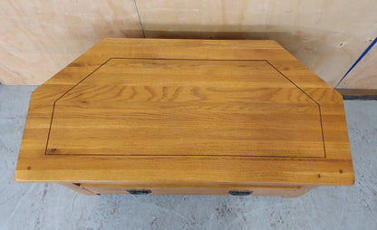 Solid Oak TV Stand with Drawer - EL104257