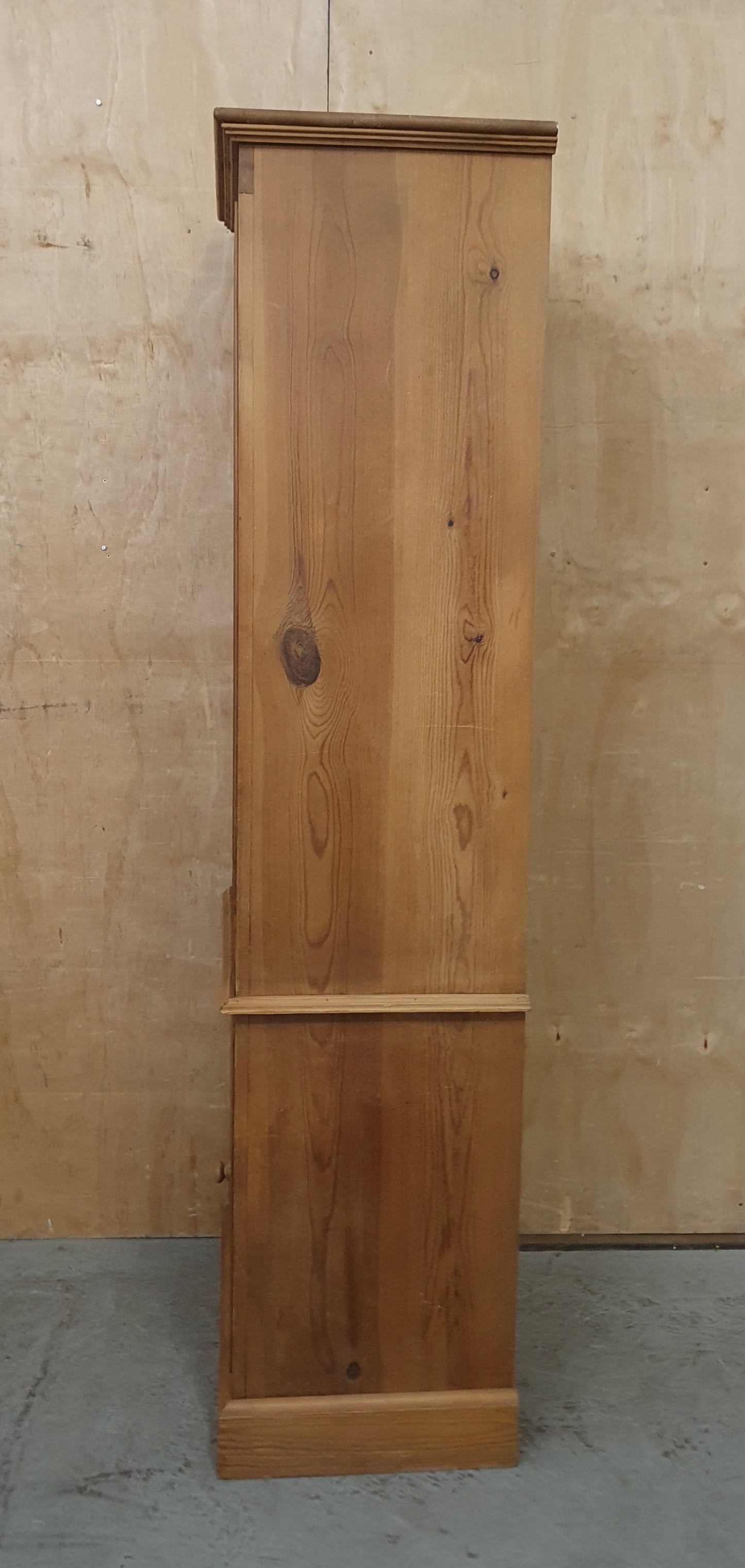 Tall Pine Display Cabinet with 3 Shelves and 1 Bottom Door - 104808