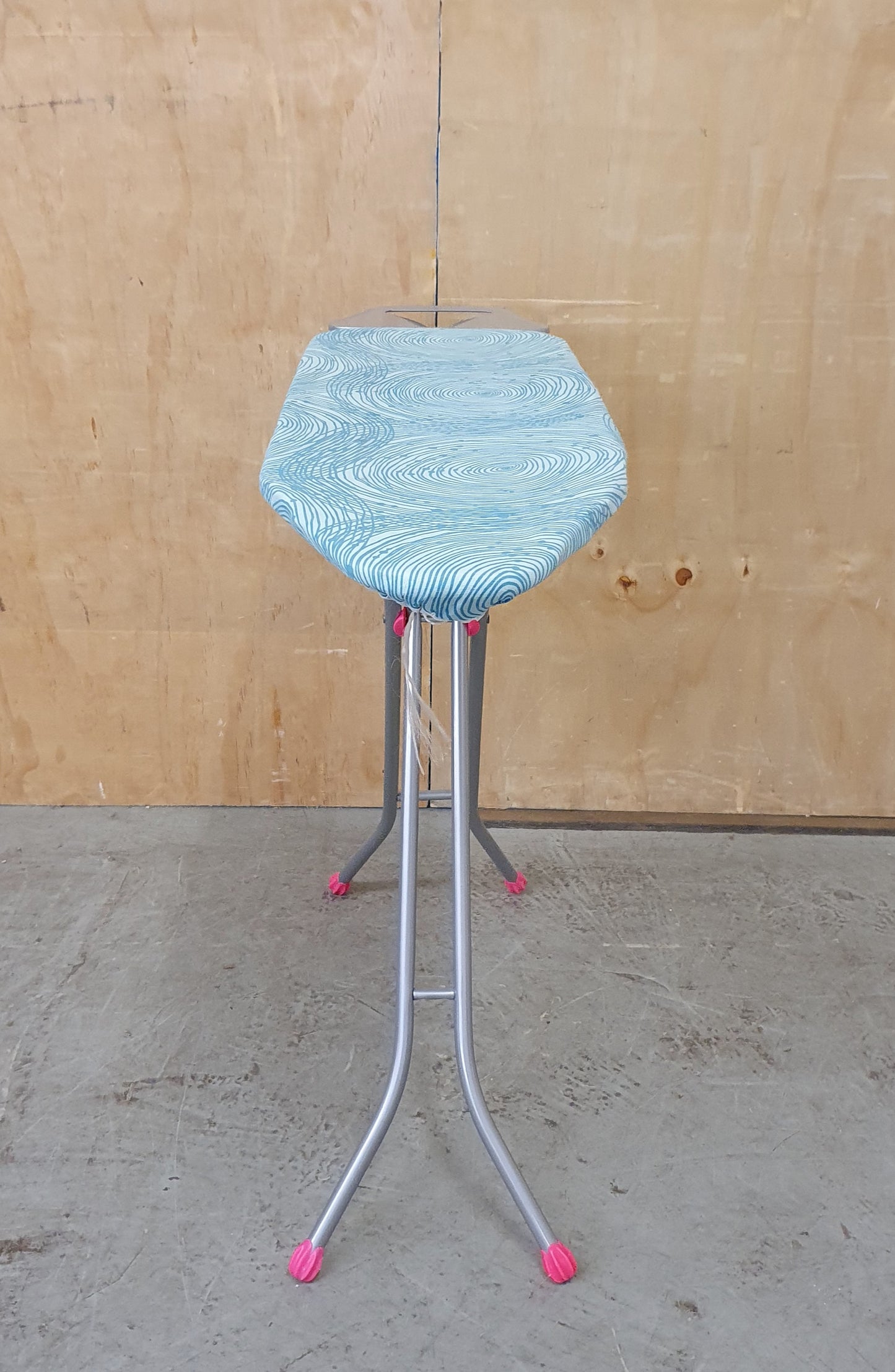 Collapsable Ironing Board - 104455