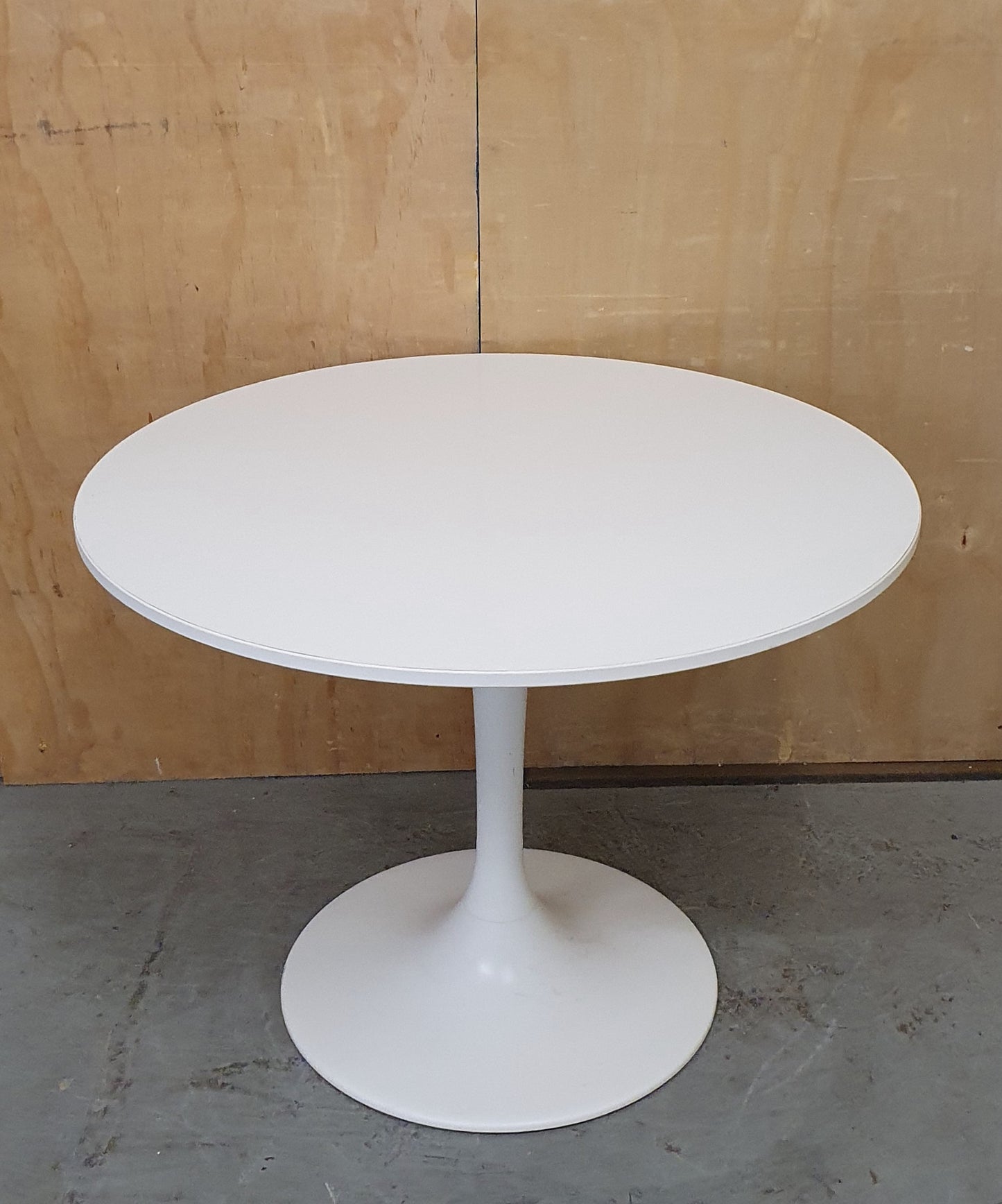 IKEA DOCKSTA White Round Top / Base Dining Table - 104948