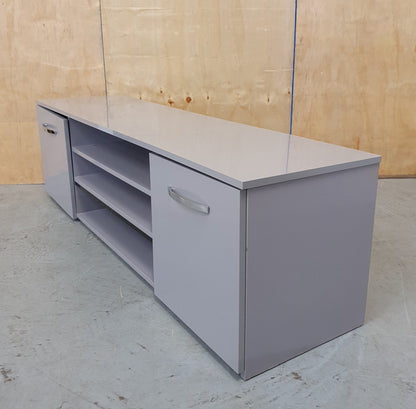 Large Grey High Gloss TV Stand with 2 Doors and Centre Shleving - 104045