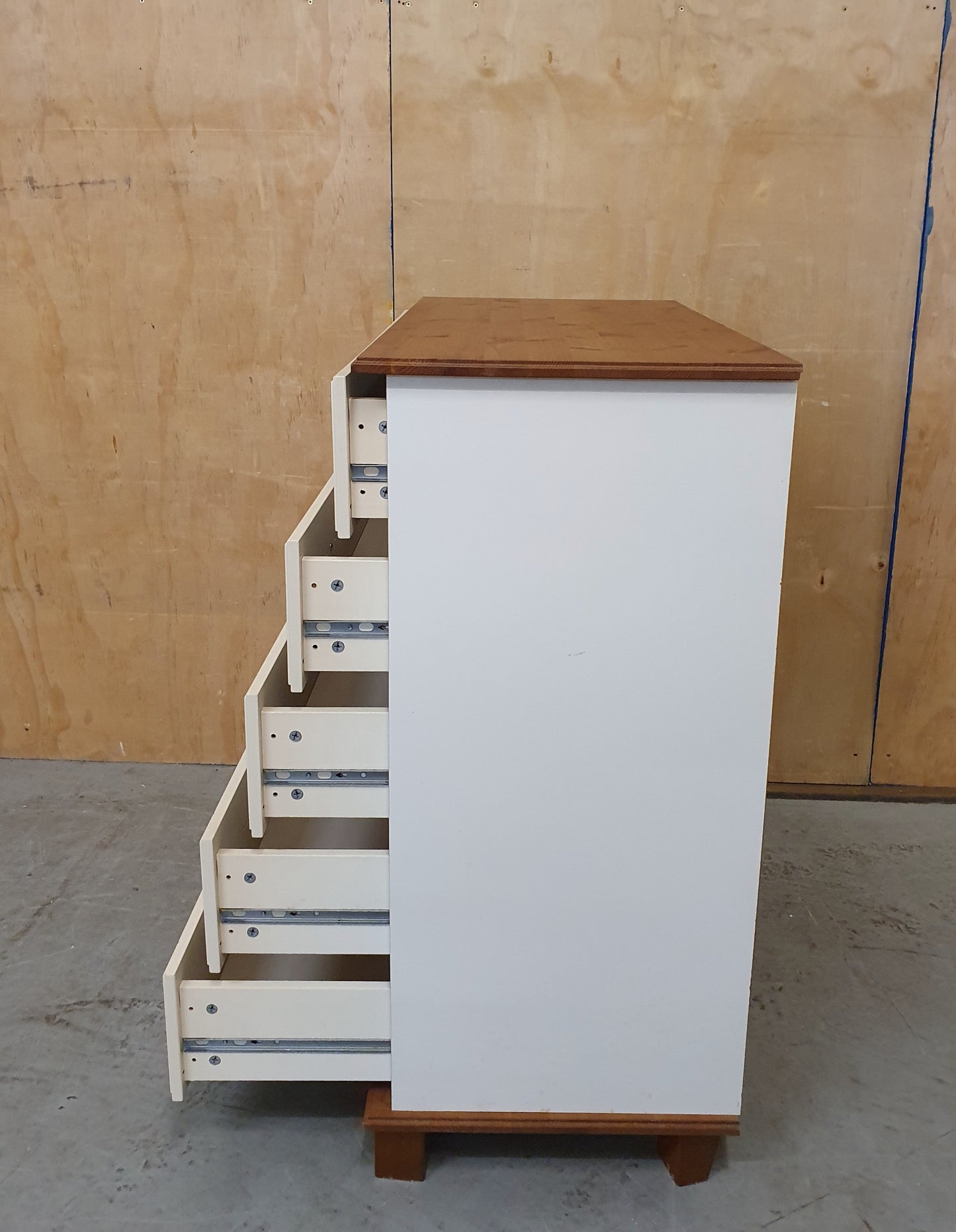 5 Drawer Cream Chest of Drawers with Pine Top and Base - 104850