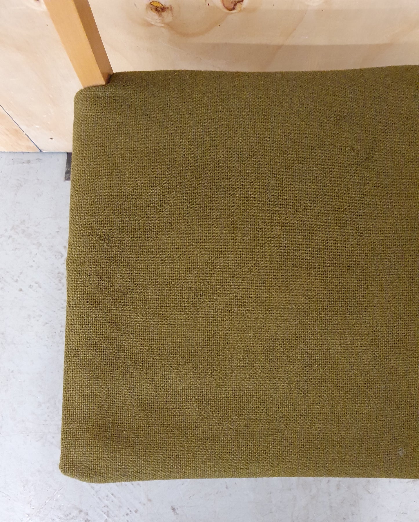 Single Olive Green Fabric Wooden Chair - 140224-06