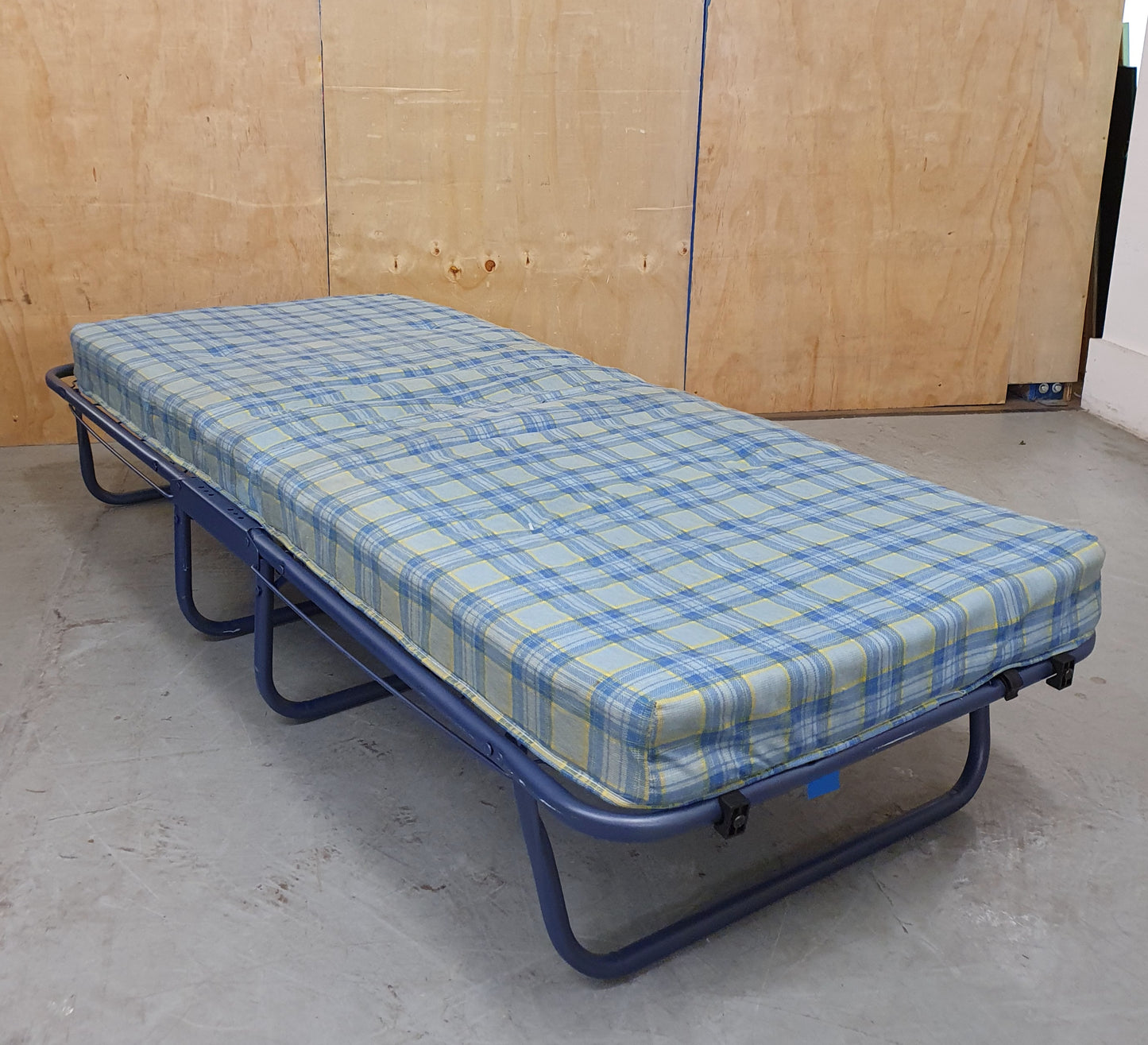 Blue Folding Bed with Mattress and Metal Frame - 281024-06