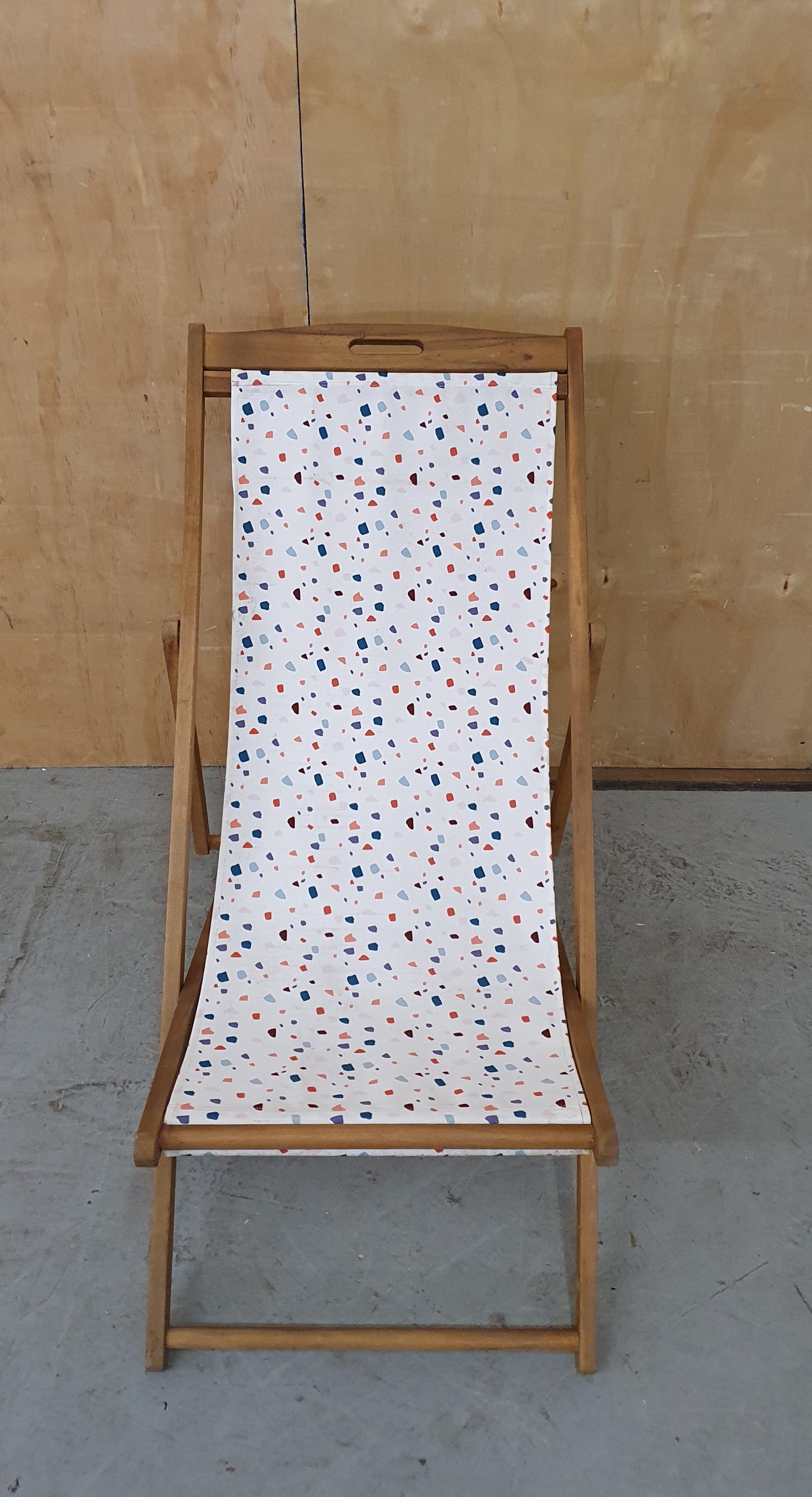 Folding Deck Chair with Waterproof Fabric - EL102906