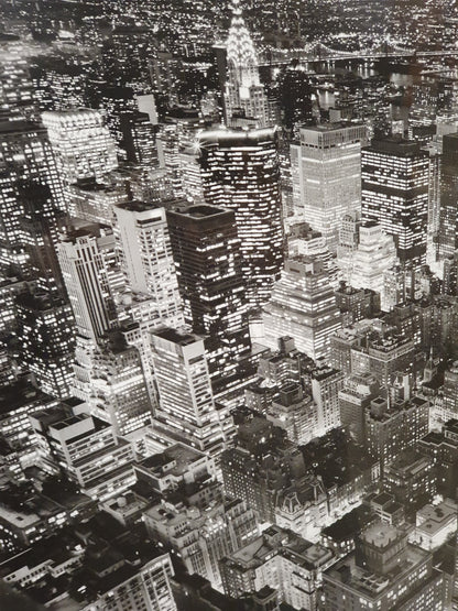 NEW YORK Black and White Photography Art in Black Wood Frame - 103801
