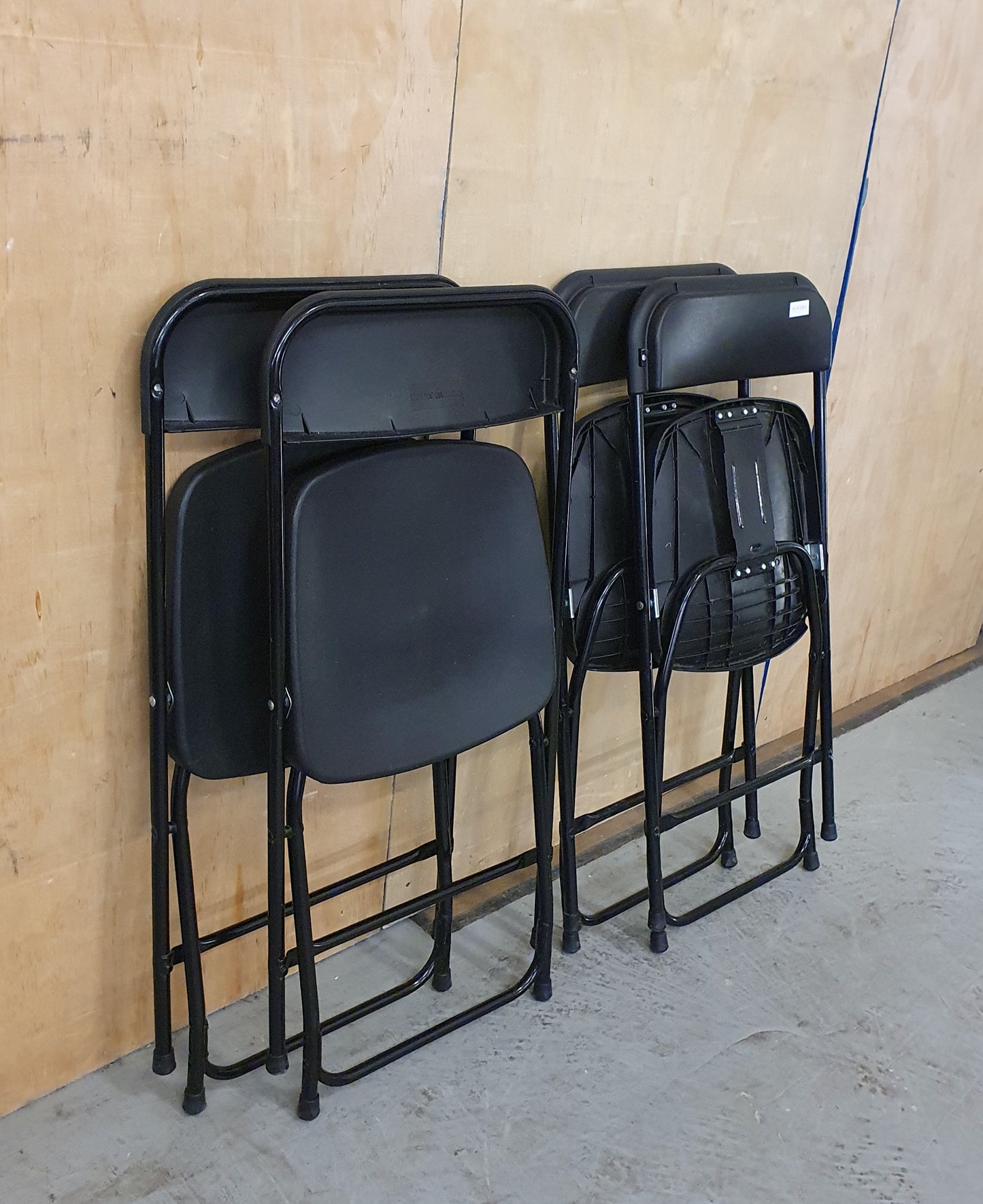 4 Matching Black Folding Chairs - EL102798 /EL102799 / EL102800 / EL102801