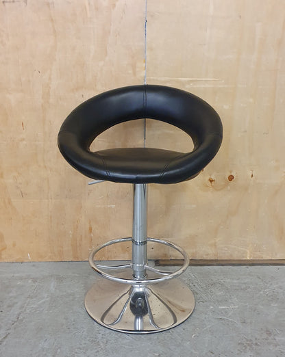 Single Black Faux Leather Height Adjustable Bar Stool with Chrome Base - EL104577
