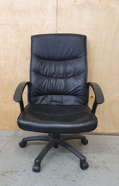 Black Leather Office Chair with Chrome Frame - EL104440
