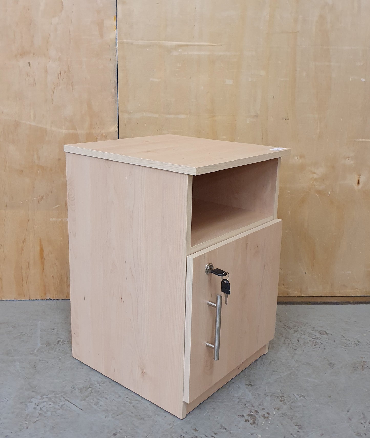 Single Wooden Lockable Door Bedside Cabinet - 103008