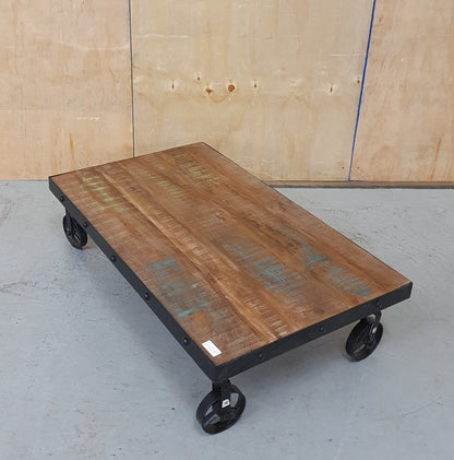 Large Wooden Skate - EL102370