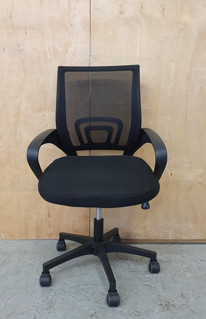Black Mesh Height Adjustable Office Chair on Castor Wheels - 104339