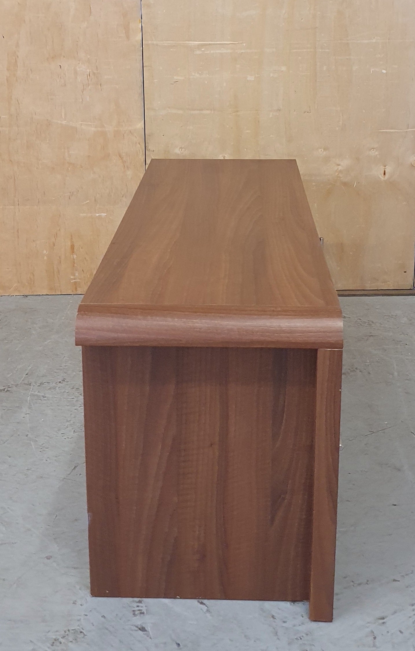 Large Heavy Duty Wooden TV Stand with 1 Glass Door and 1 Drawer - EL104356
