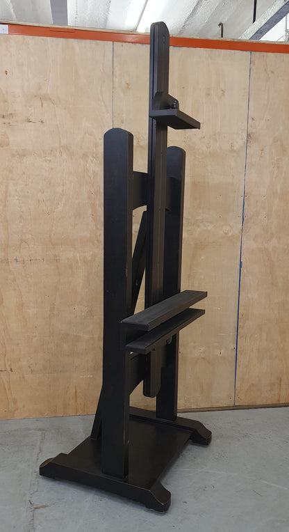 Black Wooden Giant Easel -103032