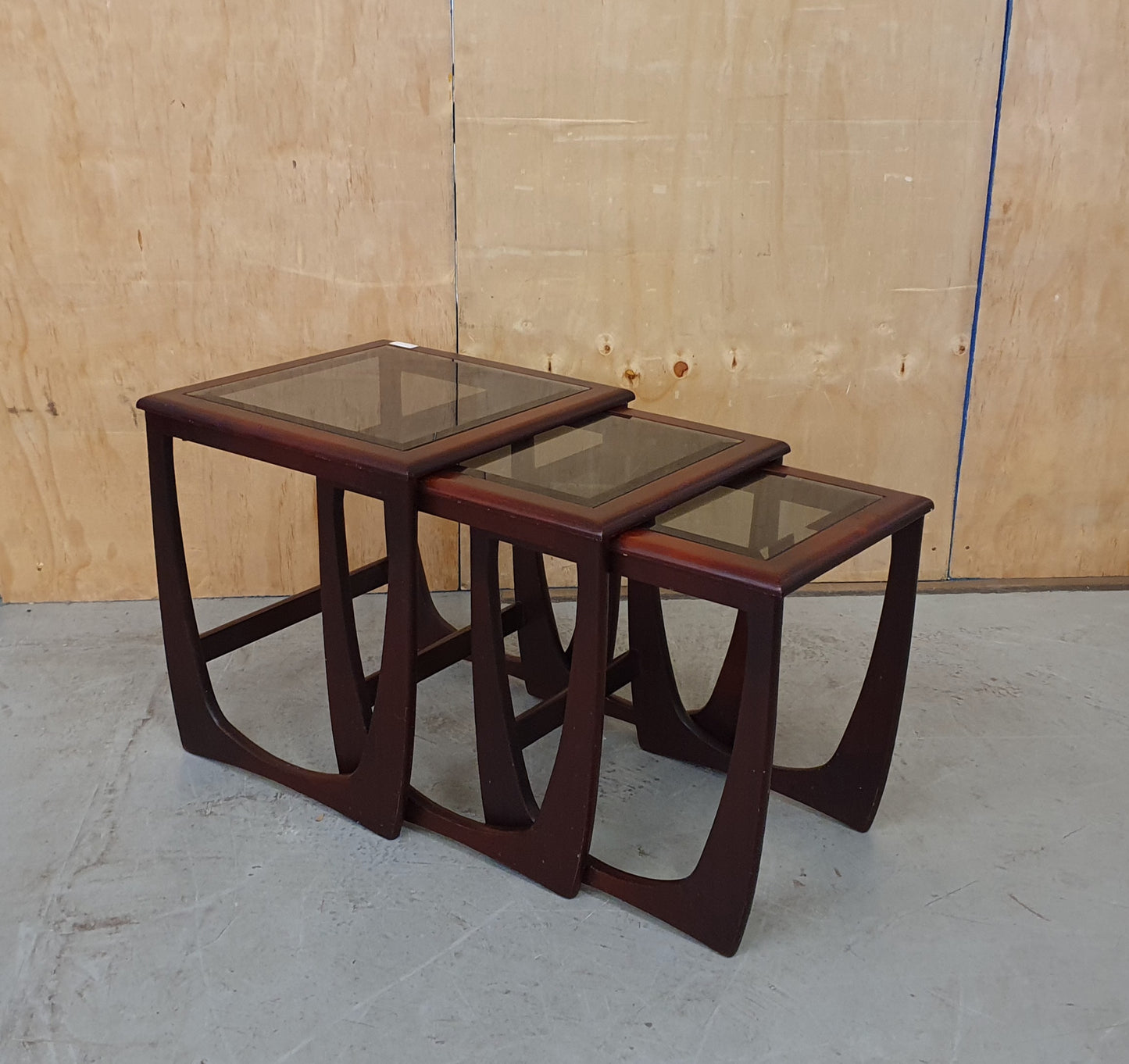 3 Mahogany Mid Century Design Nest of Tables - EL102785