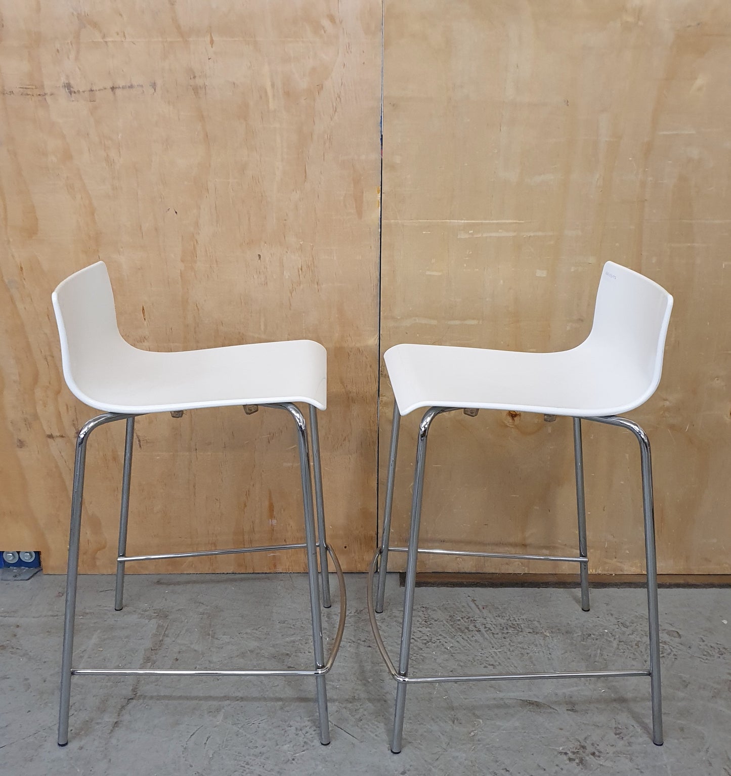 2 Matching White Stackable Bar Stools with Chrome Frame - RN193197 / RN103192