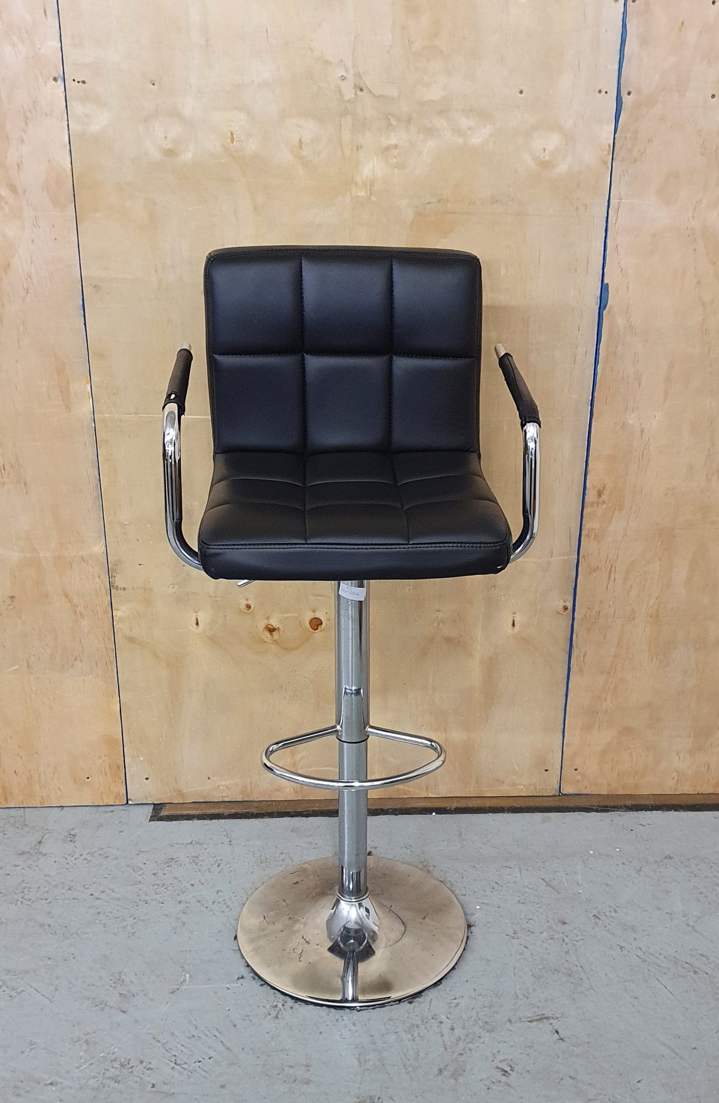 Black Faux Leather Bar Stool - EL01024