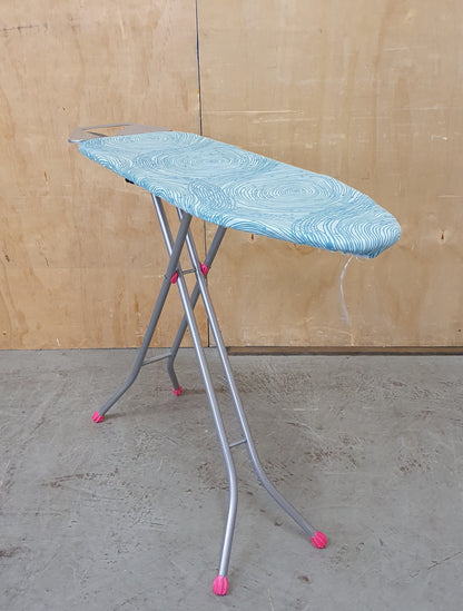 Collapsable Ironing Board - 104455