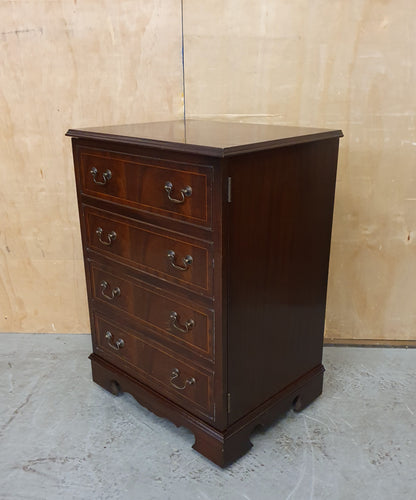 Small Mahogany Cabinet with 1 Door and Open Top Lid - 180925-01
