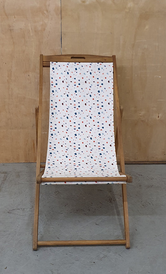 Folding Deck Chair with Waterproof Fabric - EL102906