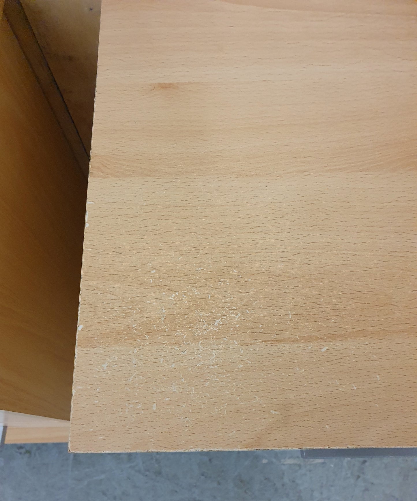 2 Matching 3 Drawer Wood Bedside Cabinets - EL104913 / EL104914