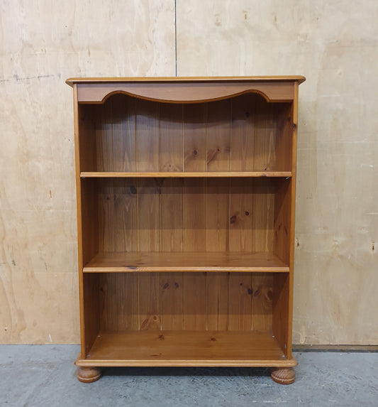 Small Pine Free Standing Bookcase - 104769