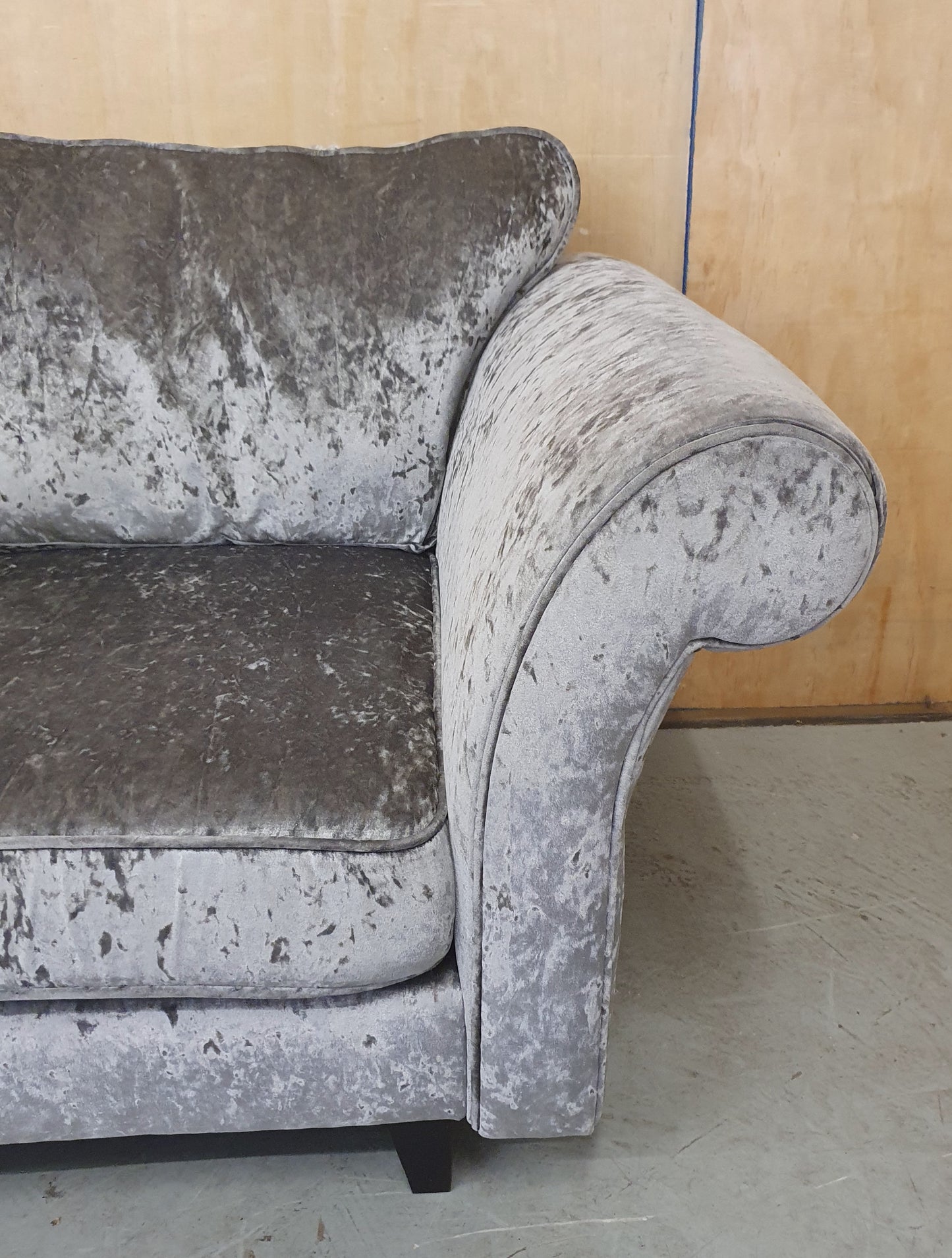 Grey Crushed Velvet Armchair - 104105
