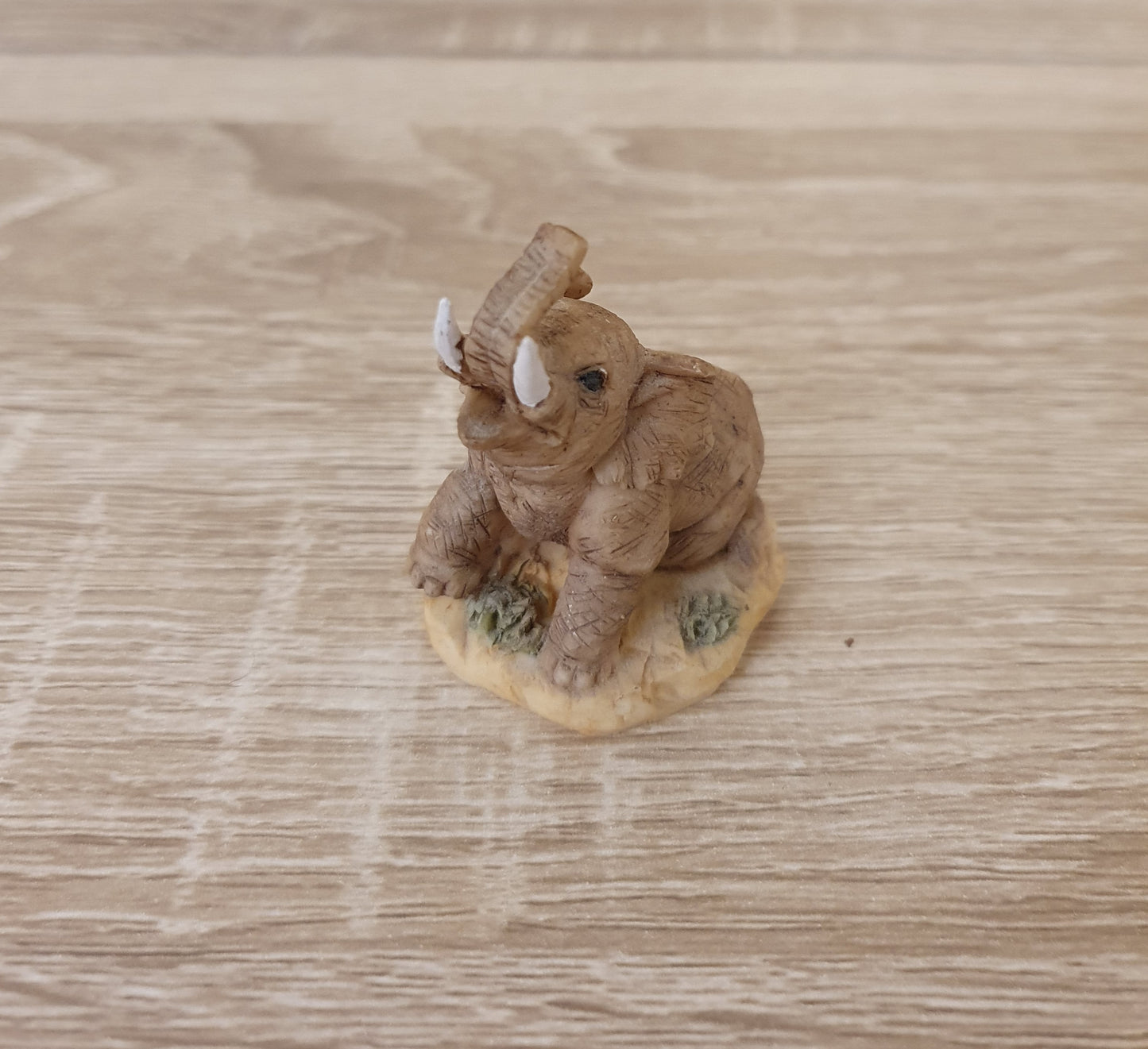 Small Clay Elephant Ornamant - 230824-1