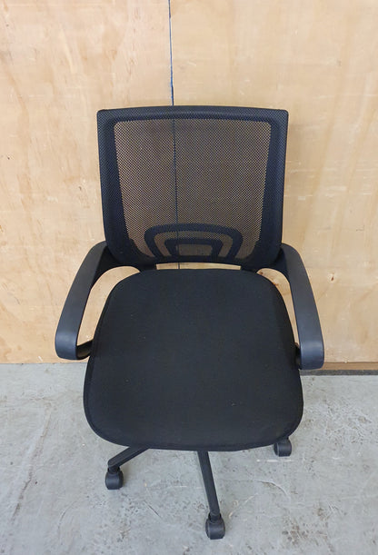 Black Mesh Height Adjustable Office Chair on Castor Wheels - 104339
