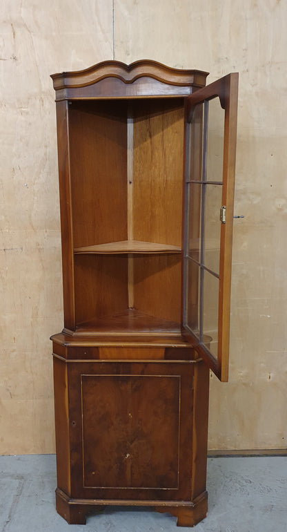 Wooden Tall Corner Glass Display Cabinet with 2 Lockable Doors and Internal Shelving - EL102876