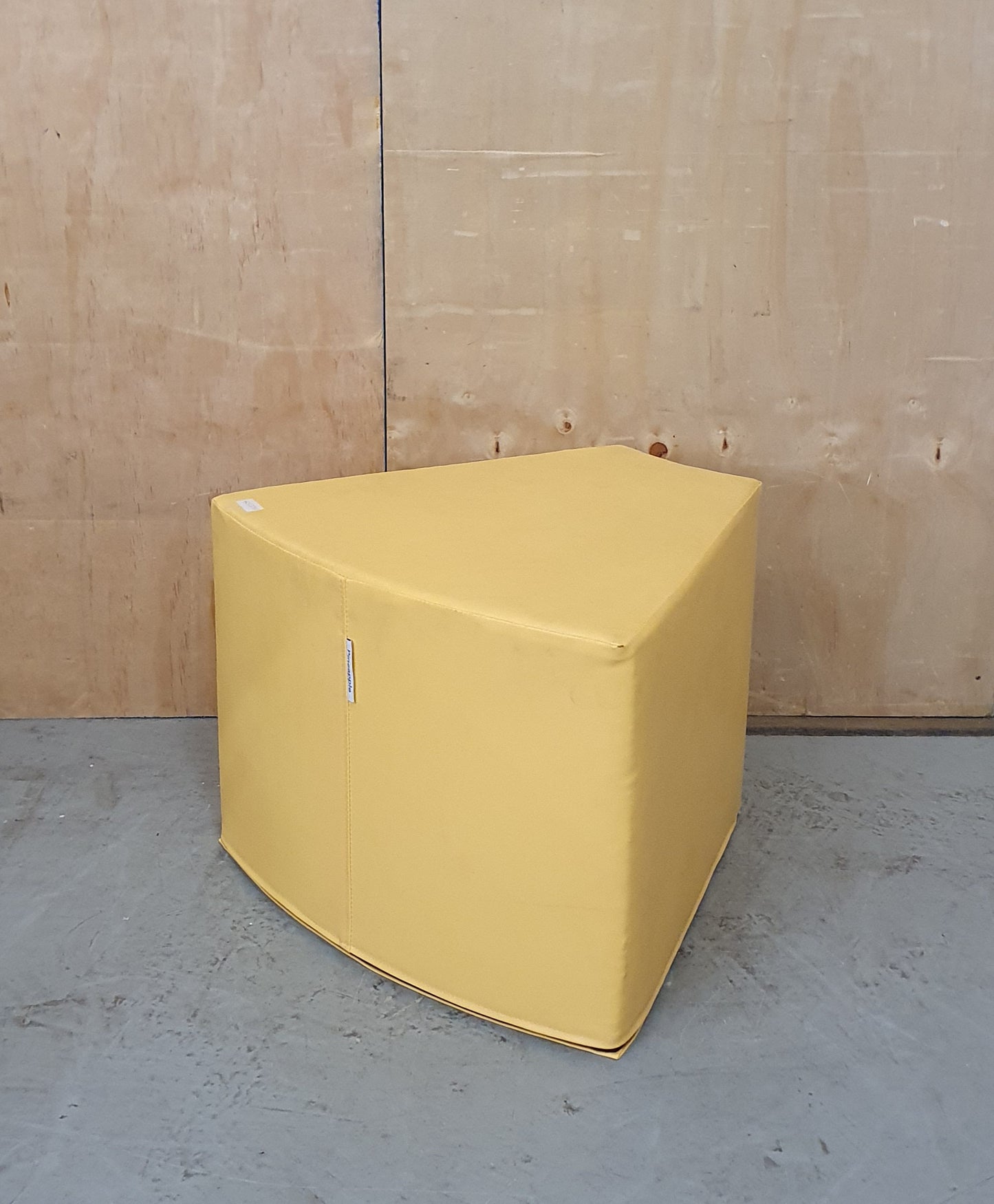 PINEAPPLE Yellow Waterproof Triangular Modular Pouffe - P102554