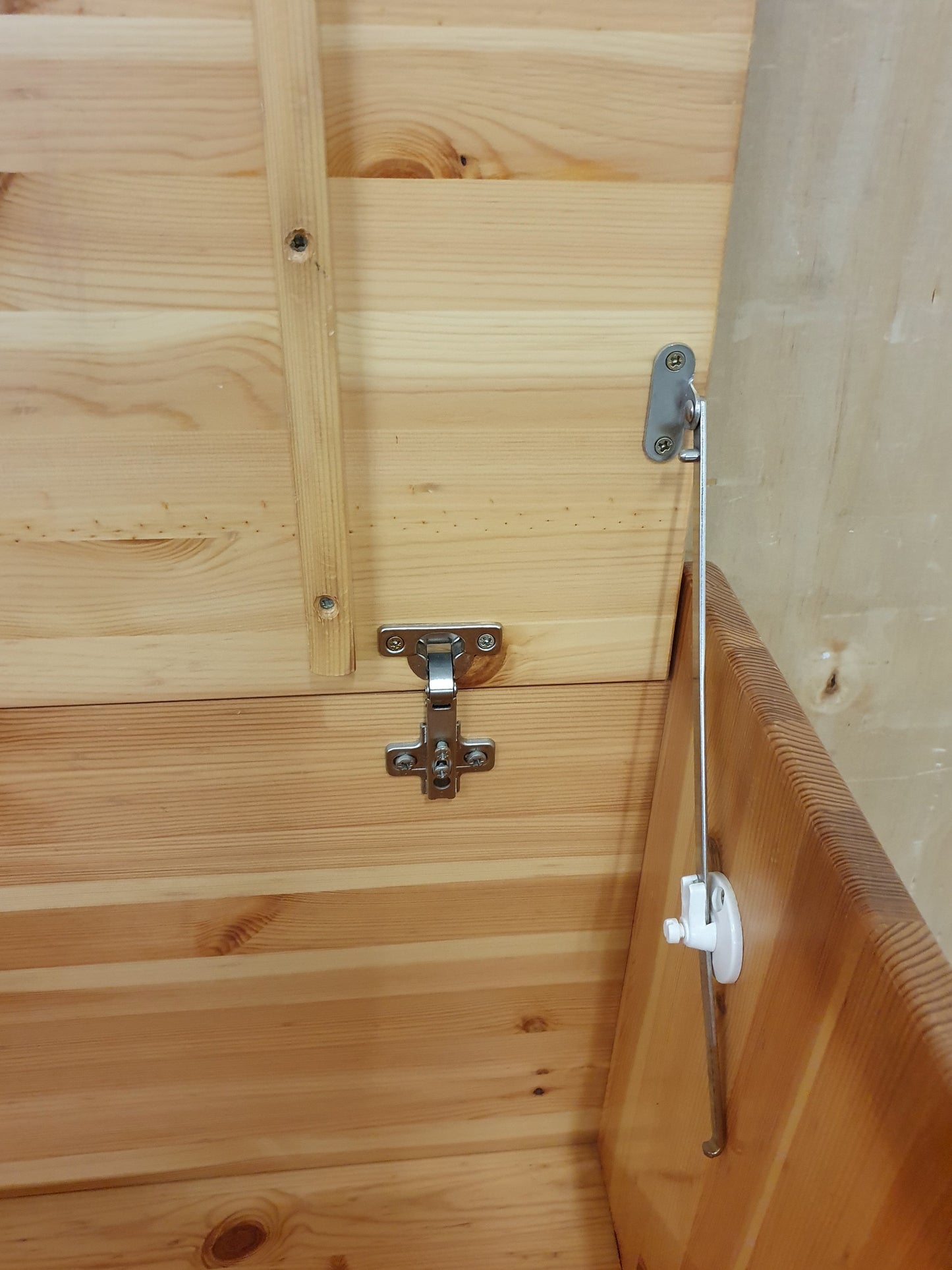 Pine Storage Box - EL104929