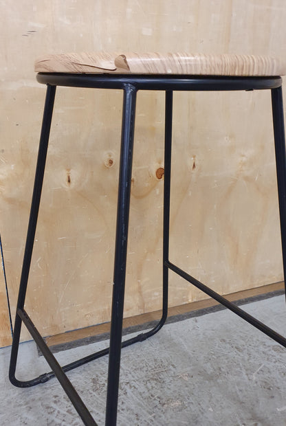 Single Round Wood Seat Bar Stool with Black Metal Frame - 104166