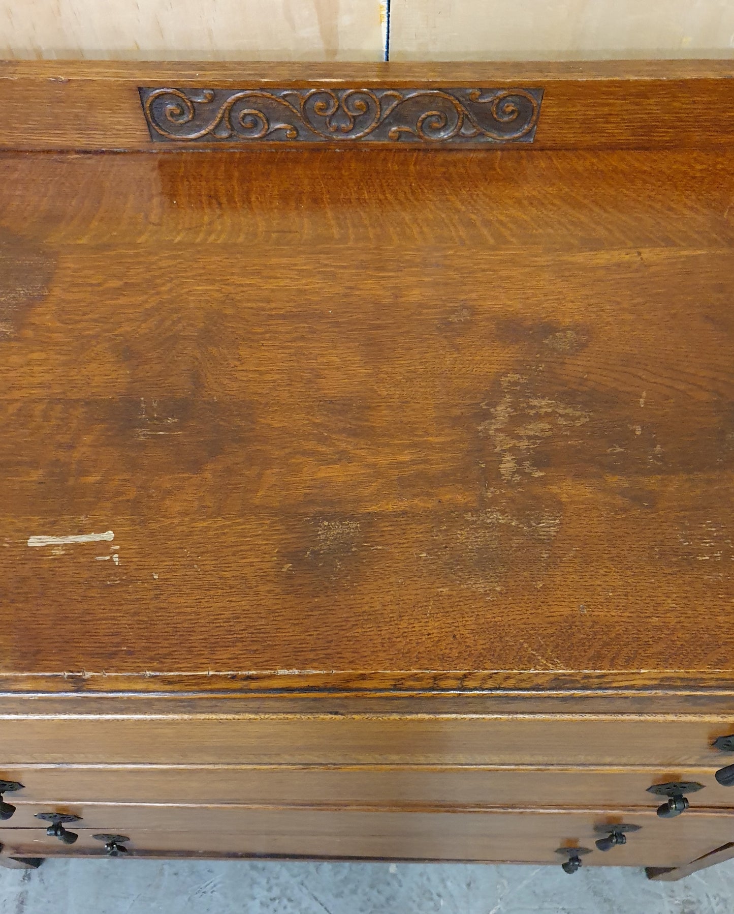 Vintage 4 Drawer Chest of Drawers with Engraved Top Panel - 104810