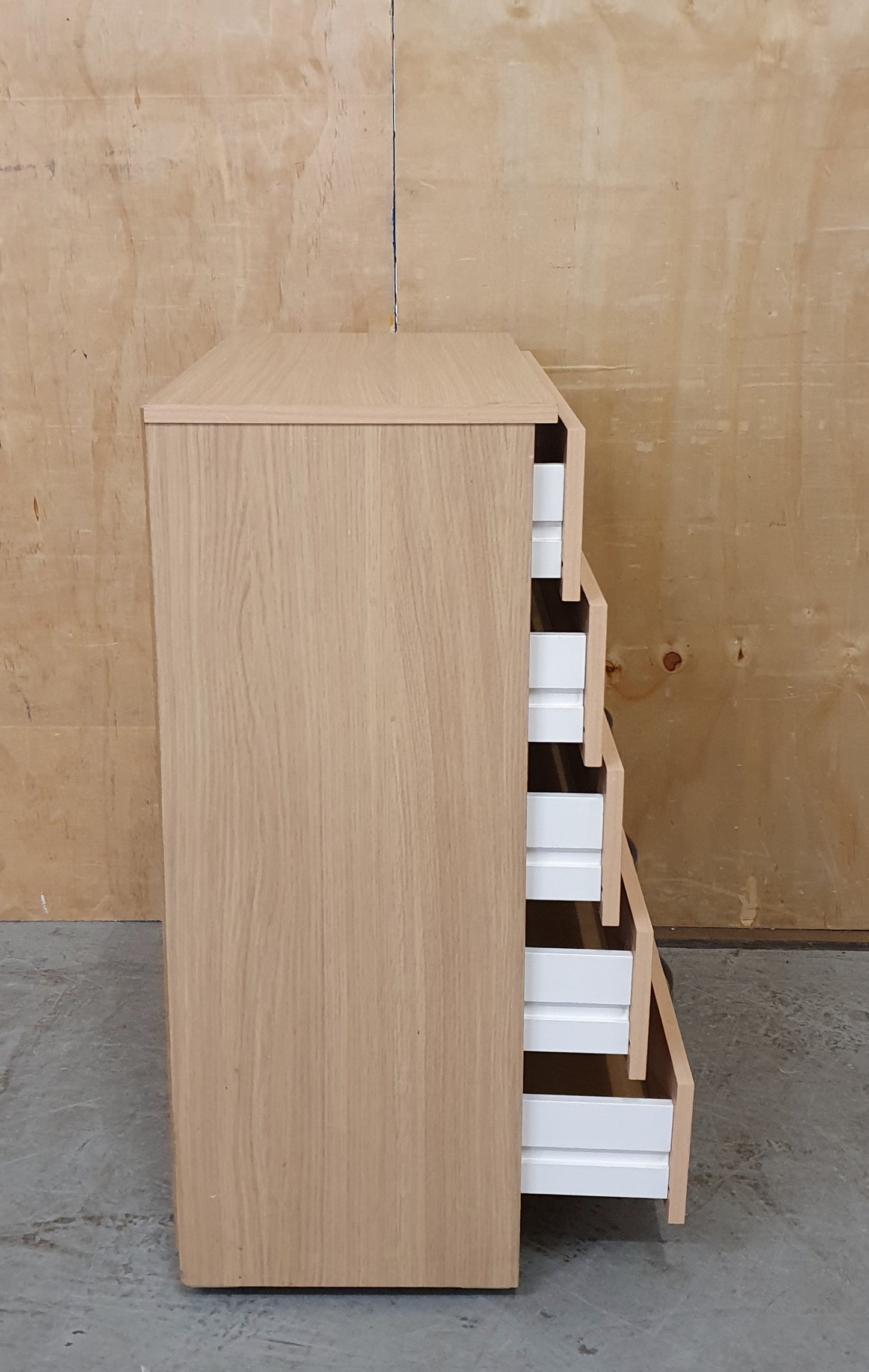 5 Drawer Wood Chest of Drawers - 104866