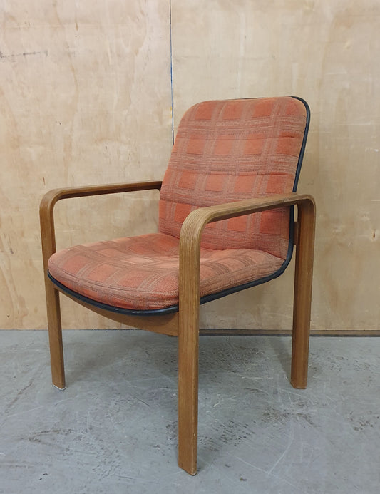Single Classic Easy Chair with Wood Frame - 104813