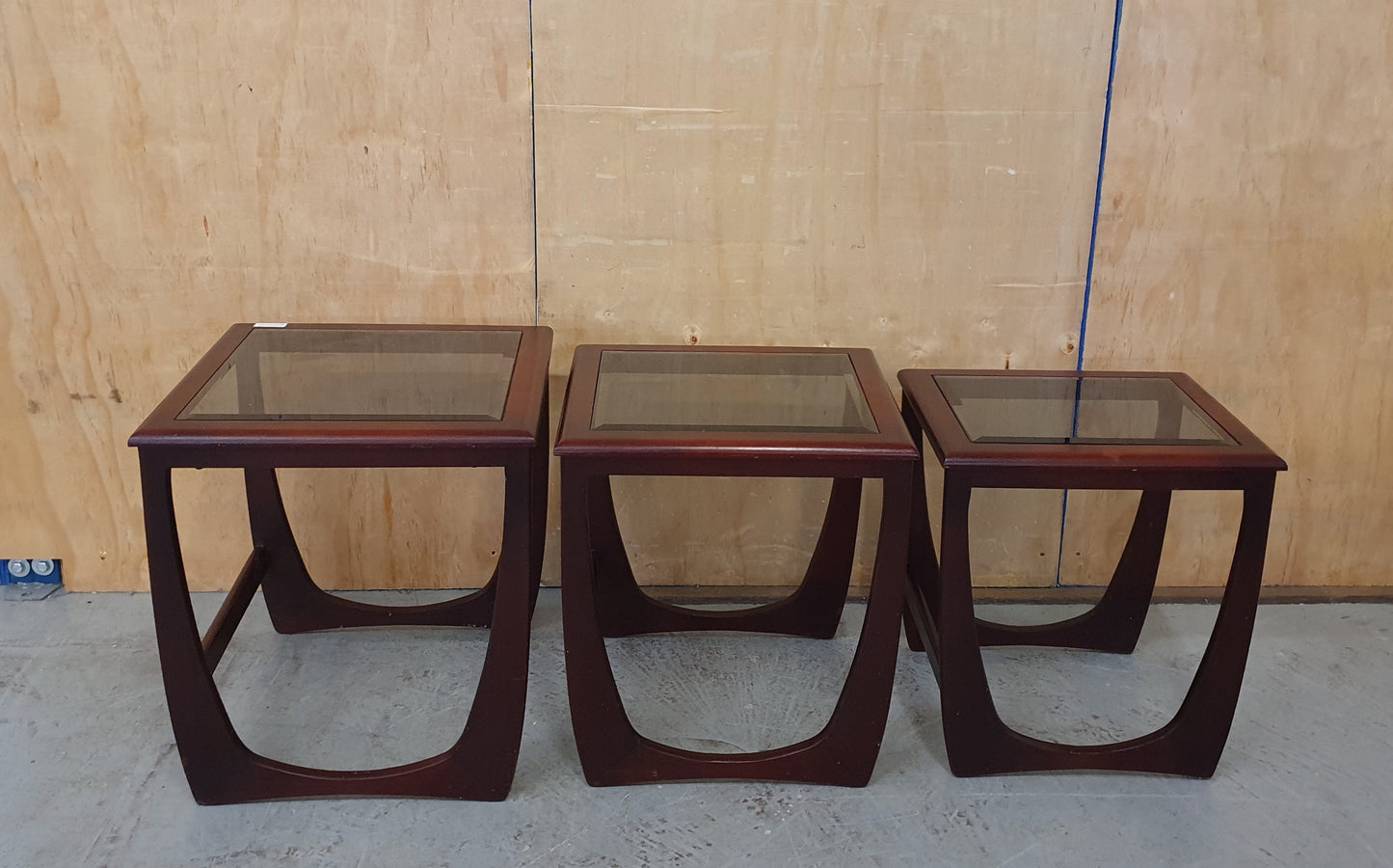 3 Mahogany Mid Century Design Nest of Tables - EL102785