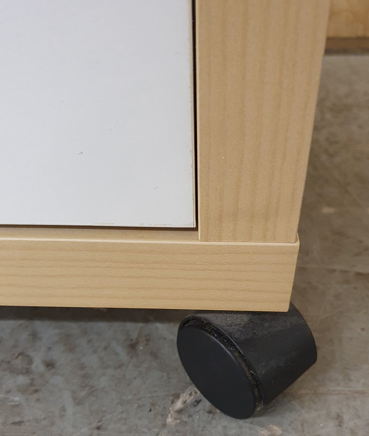 Small 3 Drawer Wood Filing Cabinet with Chrome Handles - EL104586